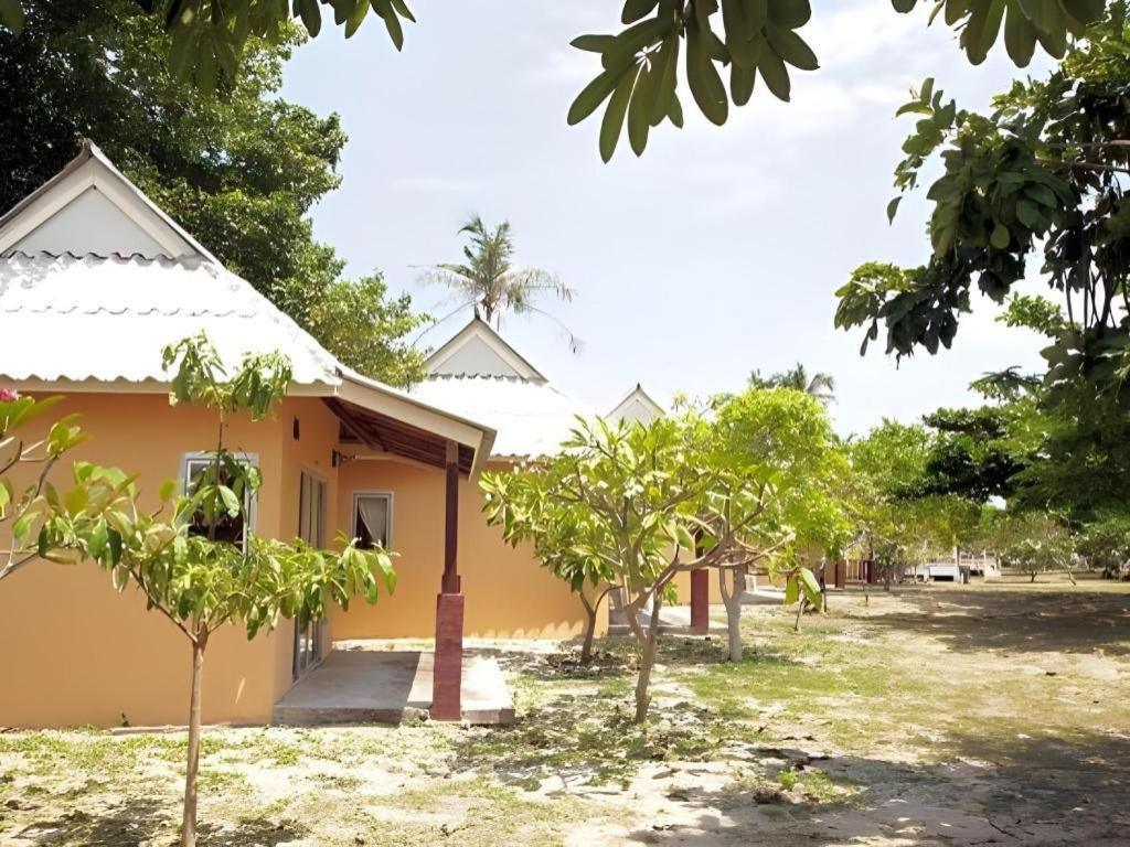 Jinta Beach Bungalow Resort Praia de Chaweng